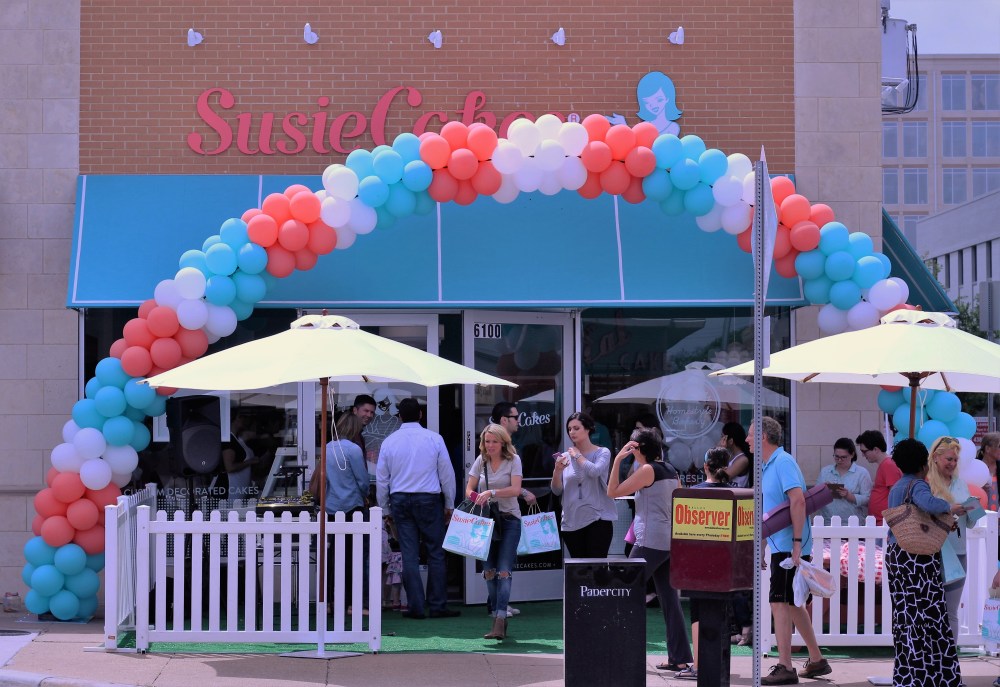 bakery, dallas, foodie, cake, cupcake